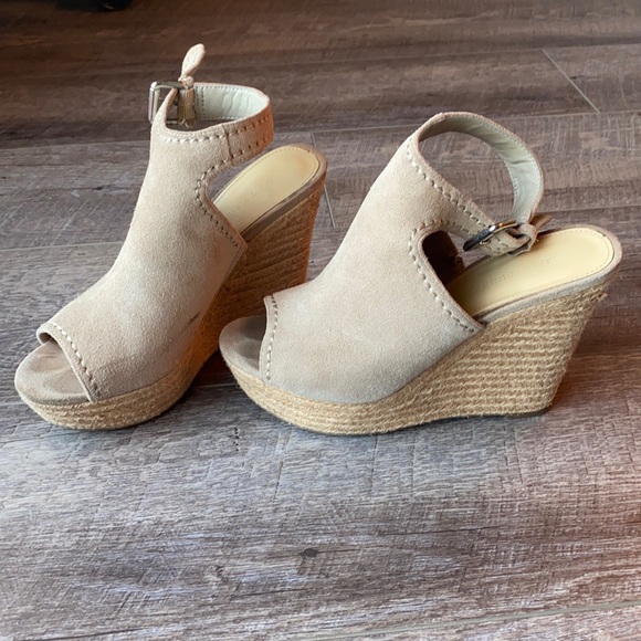 Marc Fisher Shoes - Tan Wedges